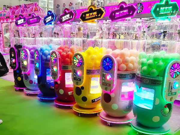 Capsule vending machines in a shopping mall
